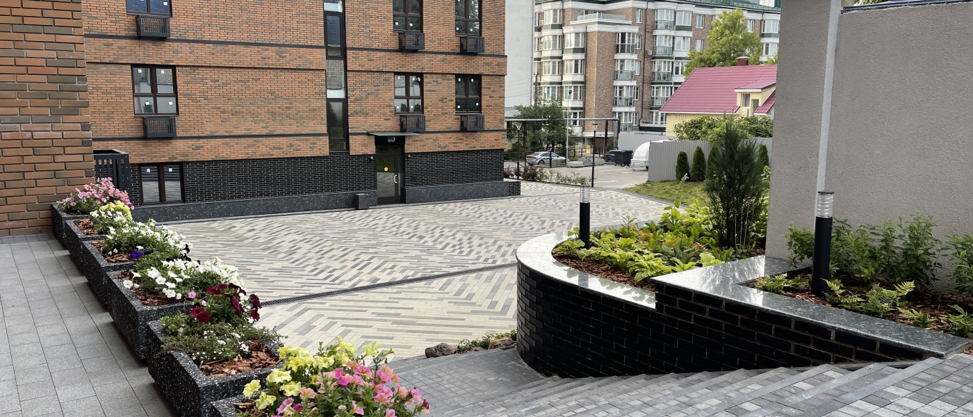 БЛАГОУСТРОЙСТВО клубный дом на ярославской